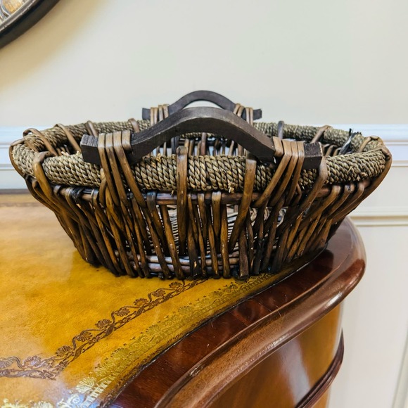 VTG Wicker Braided Rope Rectangular Boho Large Basket with 2 wood handles - Picture 3 of 5